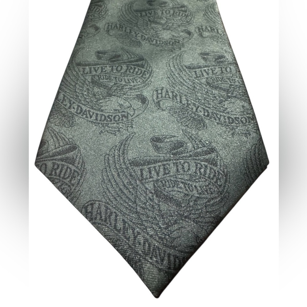 Harley Davidson Ralph Marlin “Live to Ride, Ride to Live" Emblem Logo Green Tie